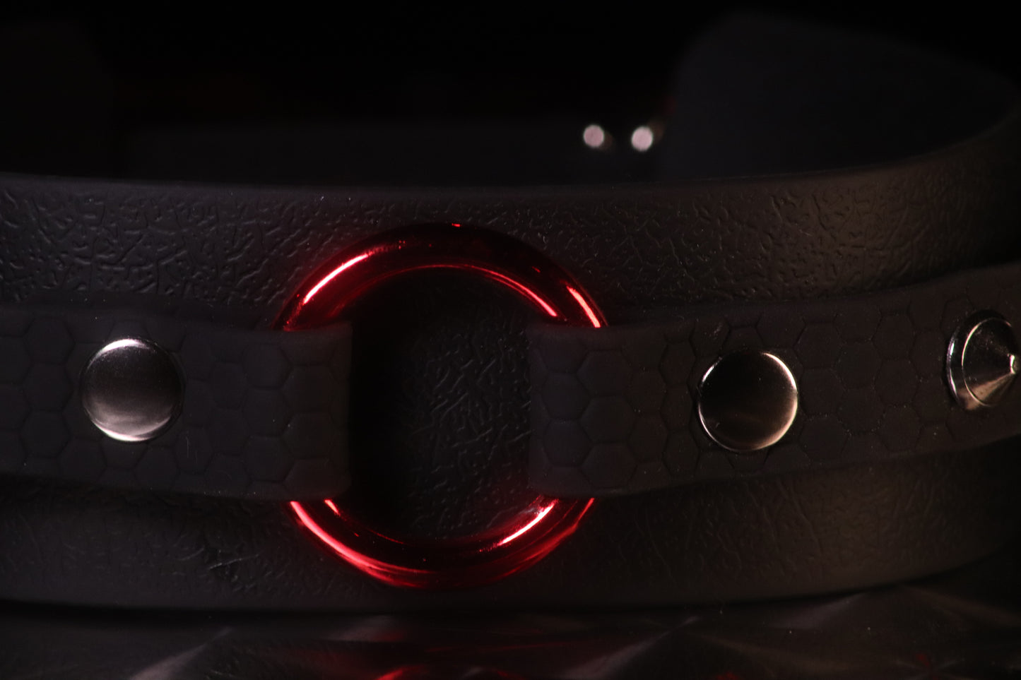 COLLIER REDLINE X COULEUR MOITE